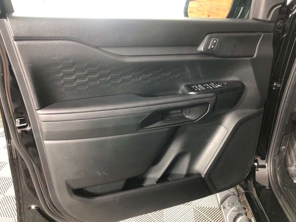 New 2025 Black Ford XL image 9