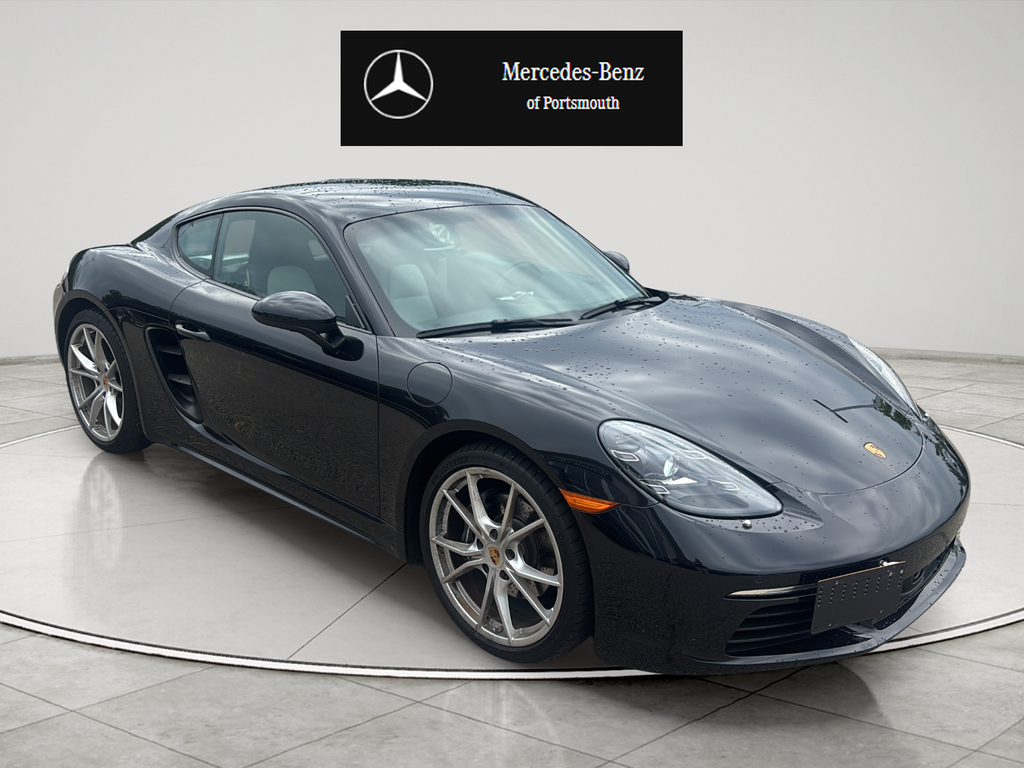 Used 2024  Porsche Style Edition image 7