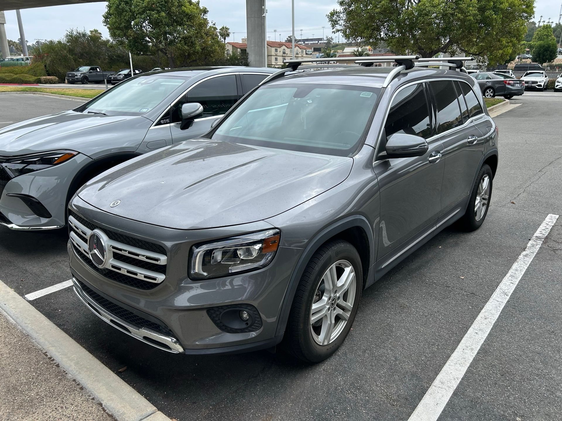 2021 Mercedes-Benz GLB GLB250's photo