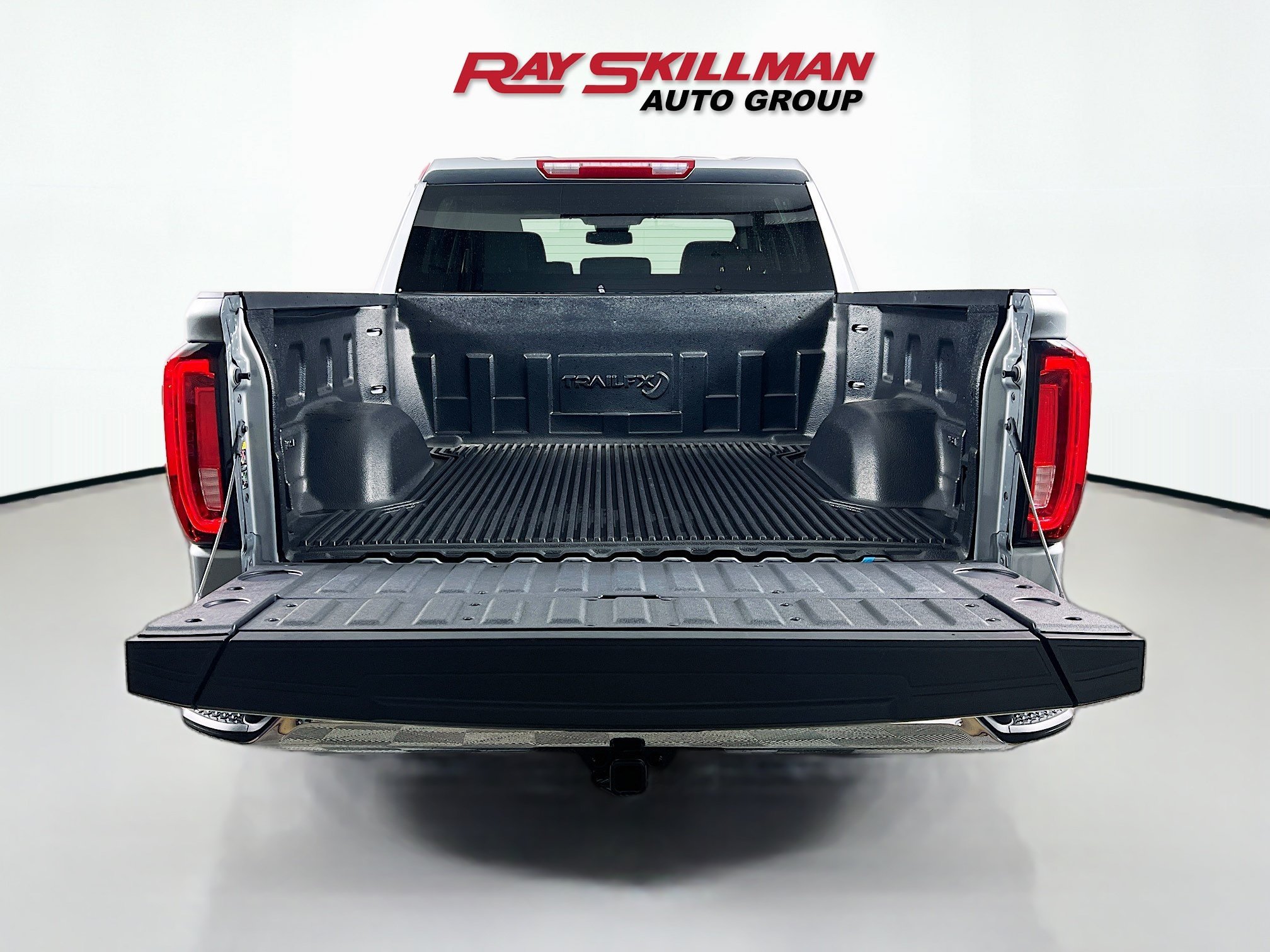 Used 2026 Sterling Metallic GMC SLT image 26