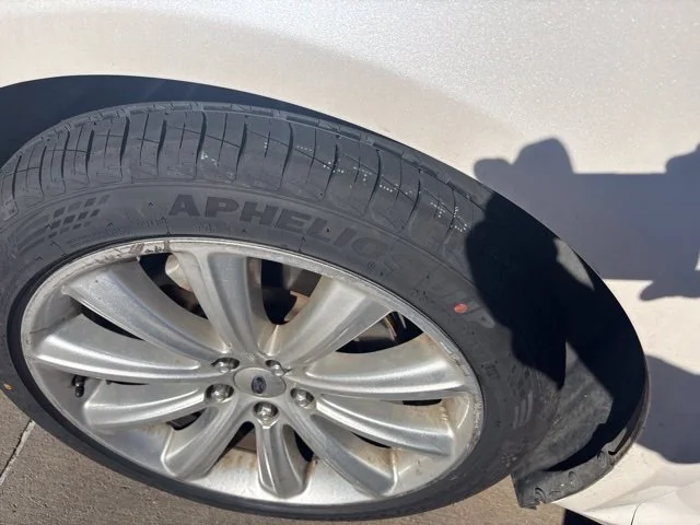 Used 2016 White Ford SEL image 13