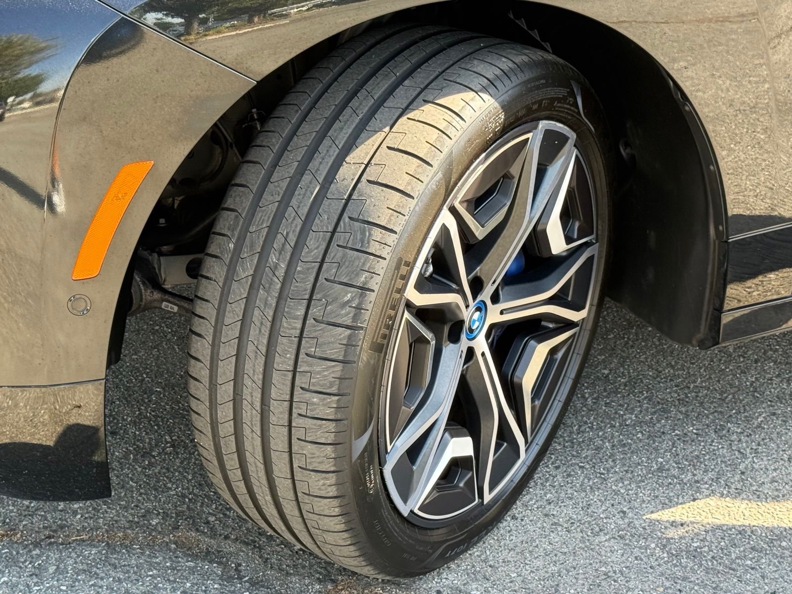 Certified Used 2024 Black BMW xDrive50 image 19