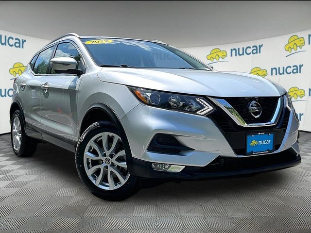 2022 Nissan Rogue Sport SV
