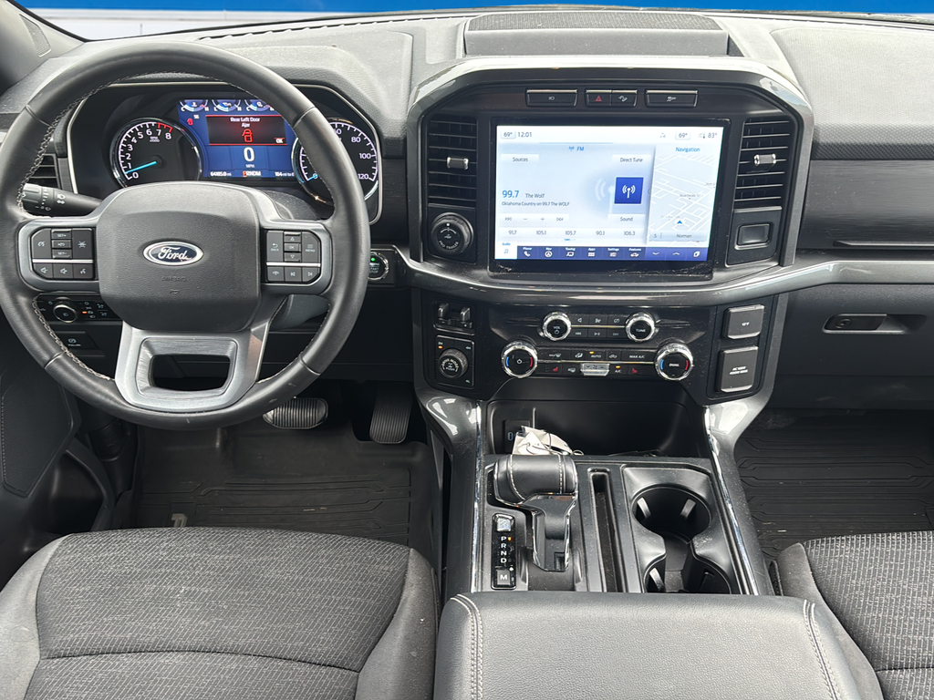 Used 2023 Blue Ford XLT image 9