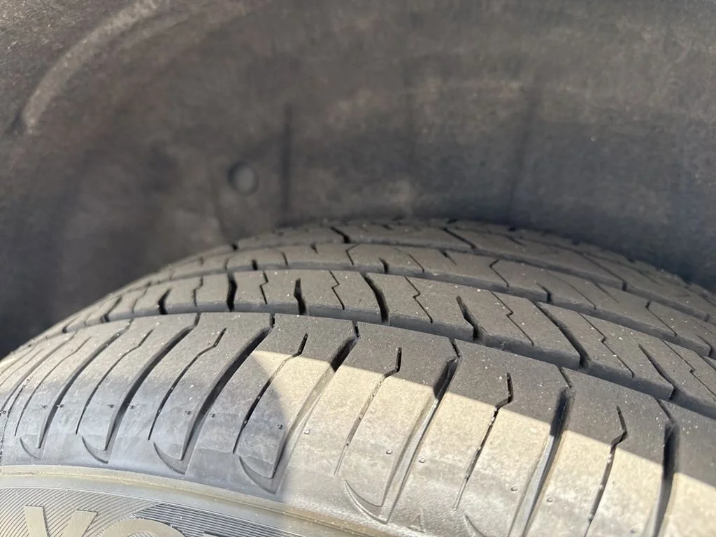 Used 2024  Ford Platinum image 35