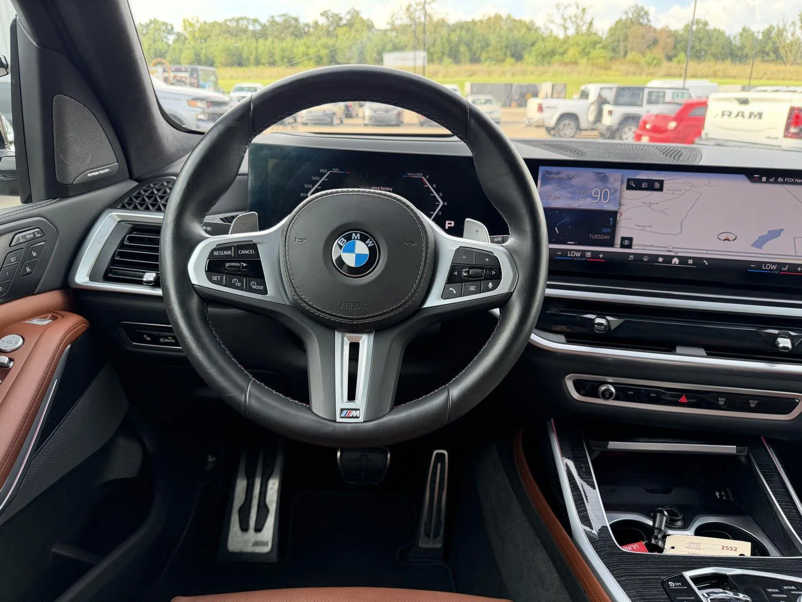 Used 2025 Black Sapphire Metallic BMW M60i image 8