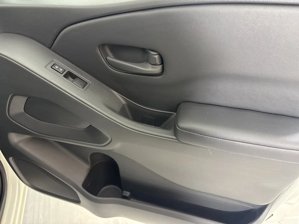Used 2025 White Nissan S image 14