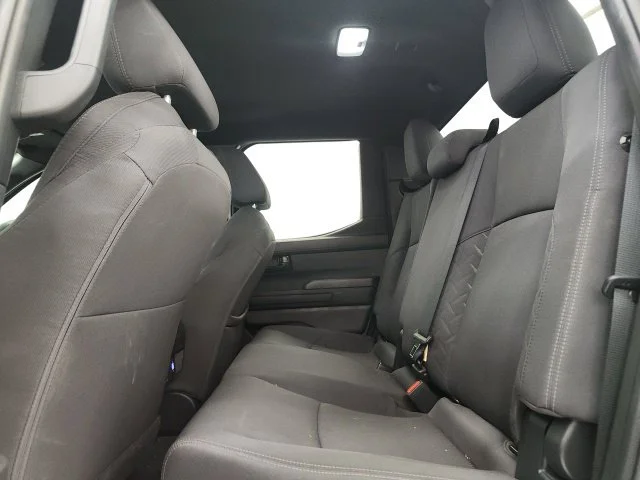 Used 2025  Toyota SR5 image 10