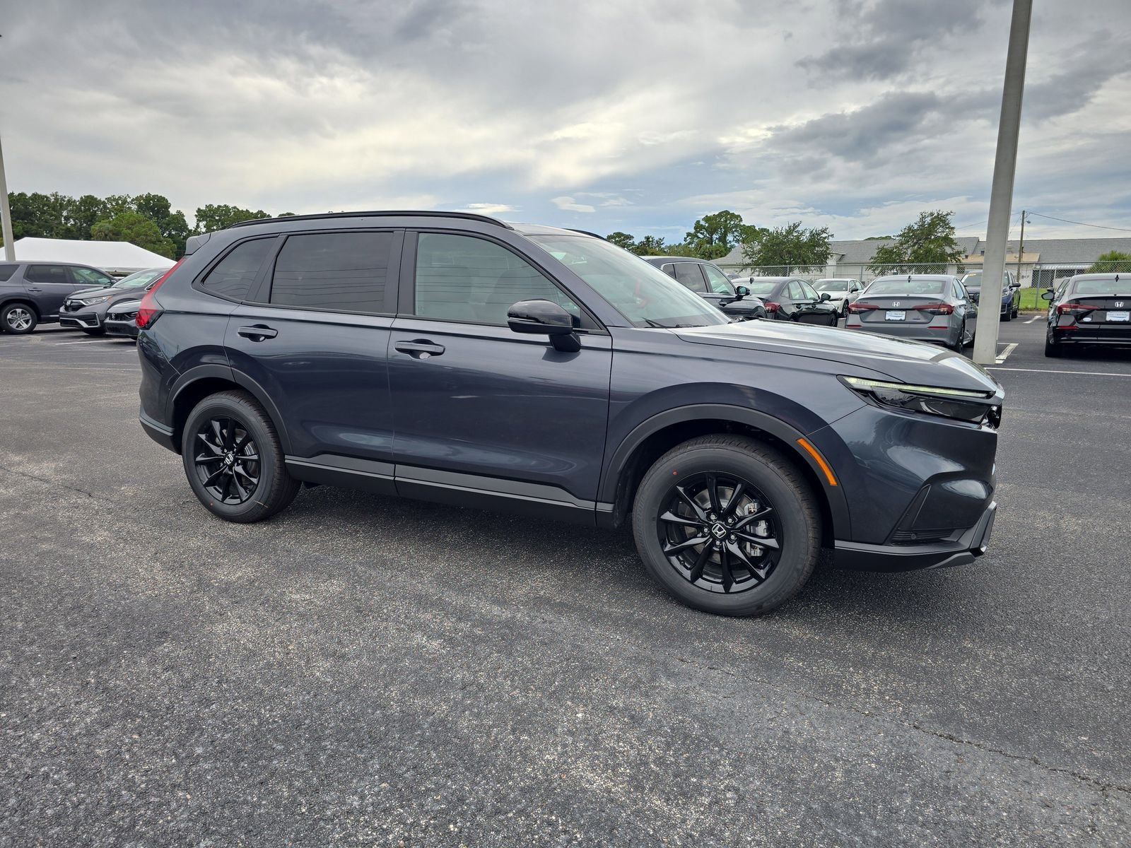 New 2026 Meteorite Gray Metallic Honda Sport-L image 2