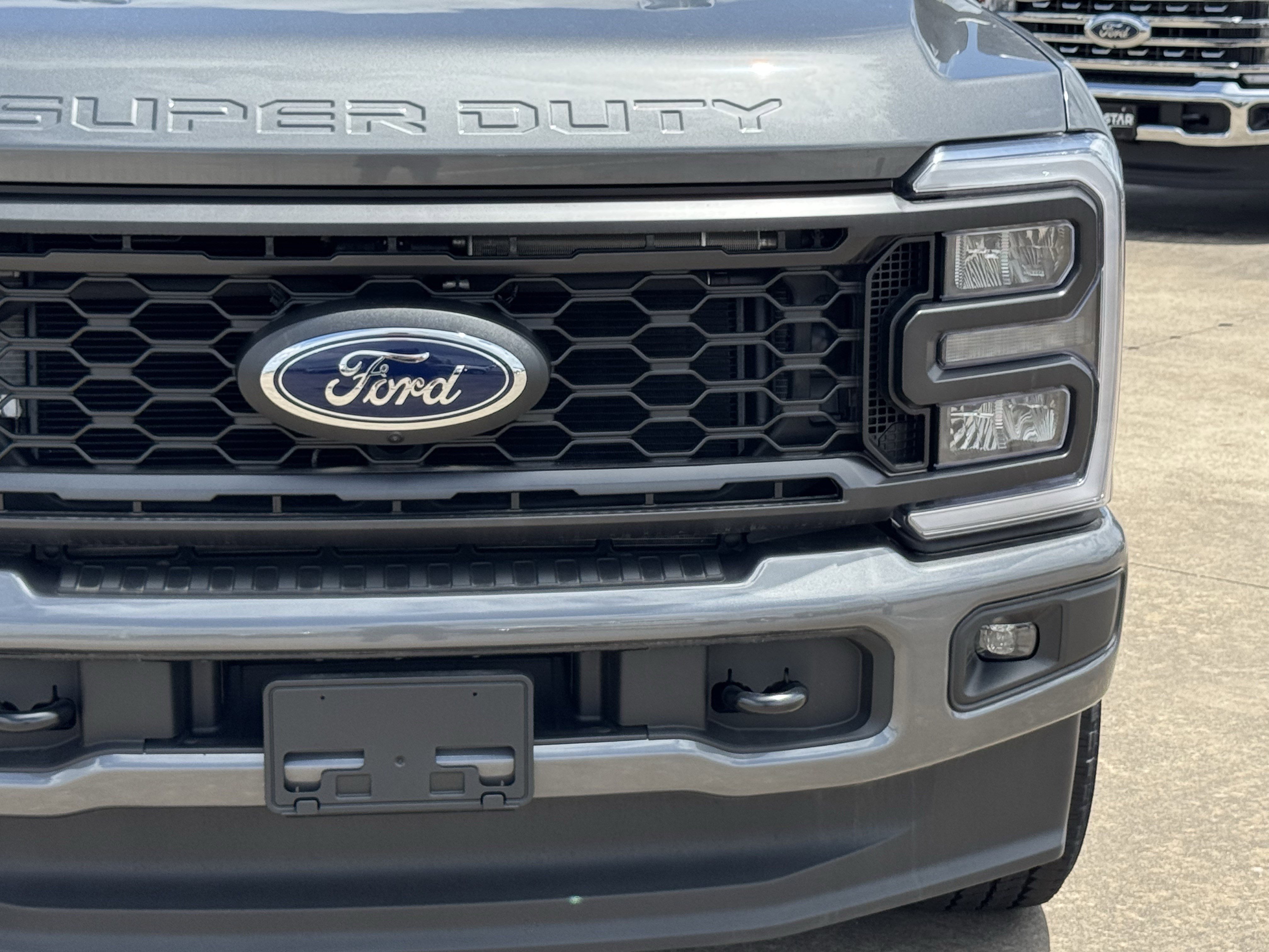 New 2026 Carbonized Gray Metallic Ford XL image 4