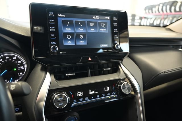 2022 Toyota Venza LE - Photo 15