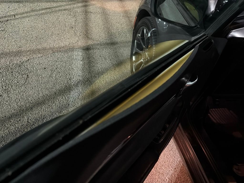 Used 2018 Gray Chrysler Touring image 11