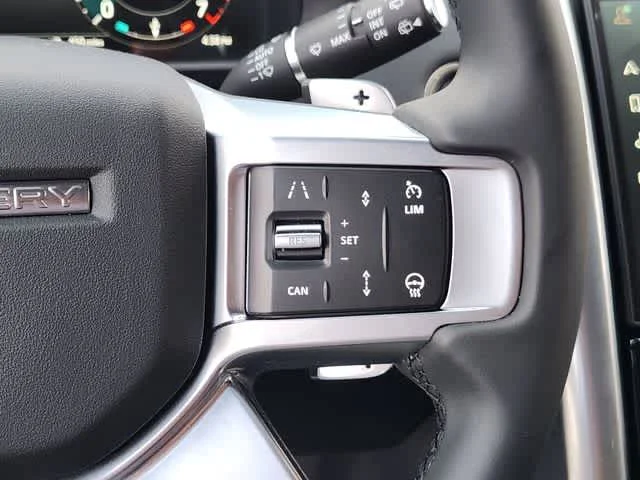 Used 2025 Santorini Black Metallic Land Rover S image 29