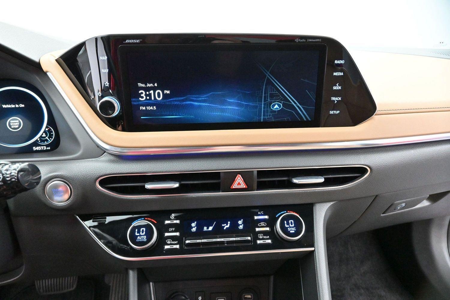 Used 2021 Calypso Red Hyundai Limited image 22