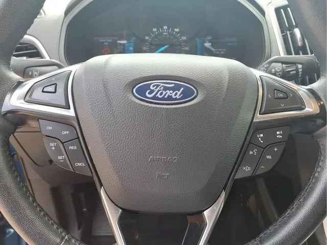 Used 2024  Ford SEL image 14