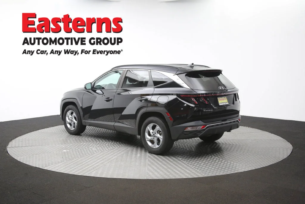 Used 2023 Black Hyundai SEL image 65