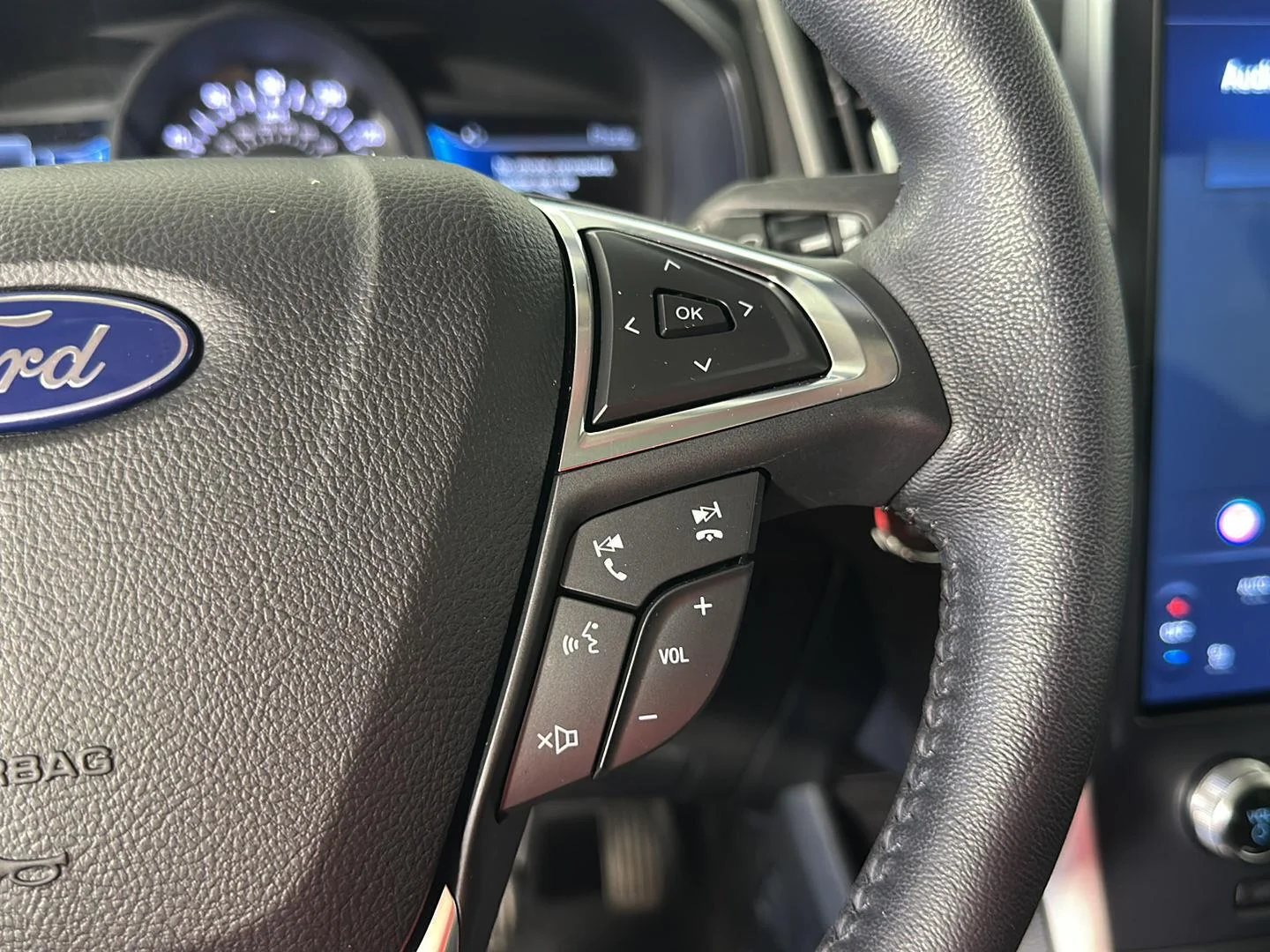 Used 2023 Carbonized Gray Ford SEL image 14