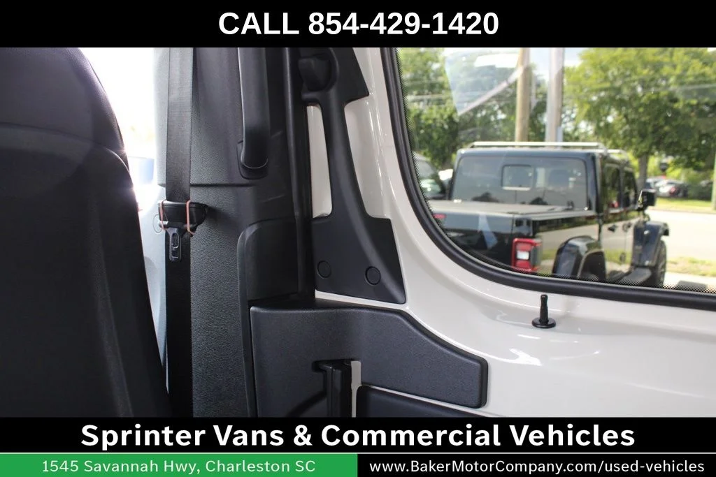 New 2026 Pebble Gray Mercedes-Benz Crew 144 WB image 22