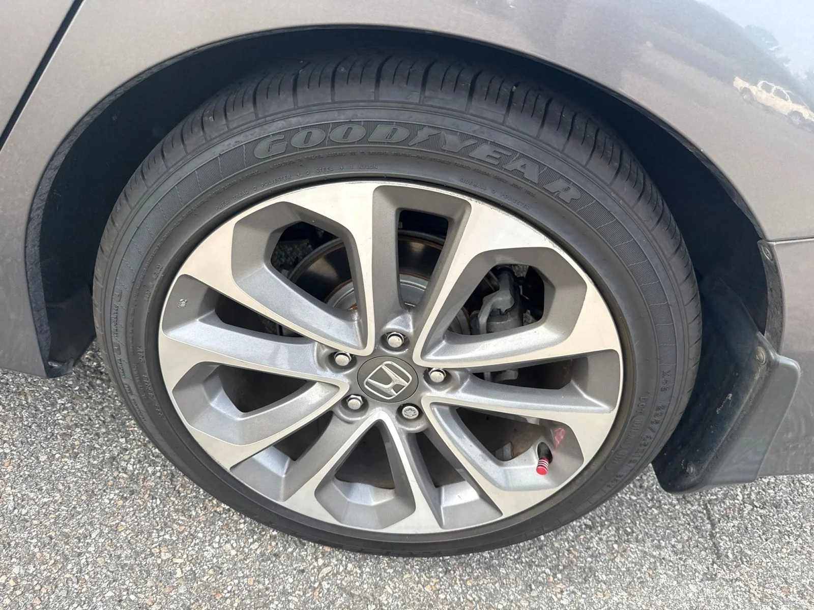 Used 2013  Honda Sport image 4