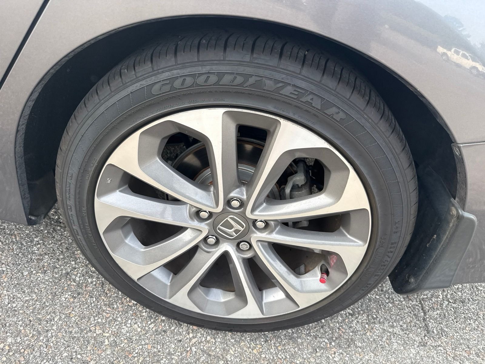 Used 2013  Honda Sport image 4
