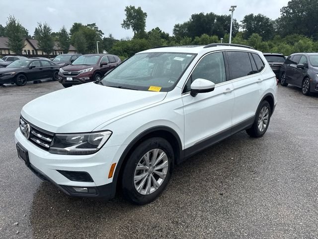 Used 2018 Pure White Volkswagen 2.0T SE image 7