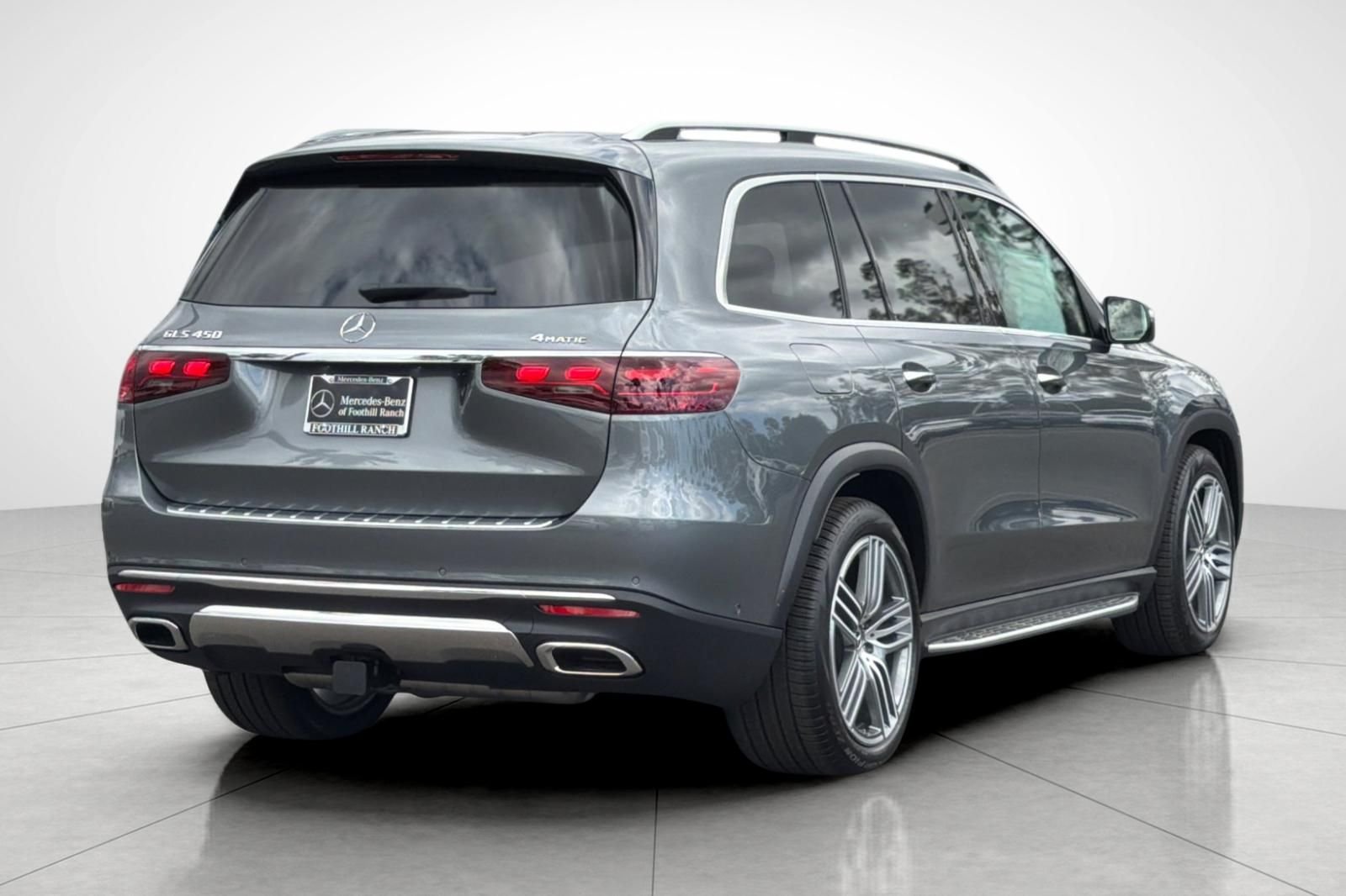 New 2026 Selenite Grey Metallic Mercedes-Benz GLS 450 image 11