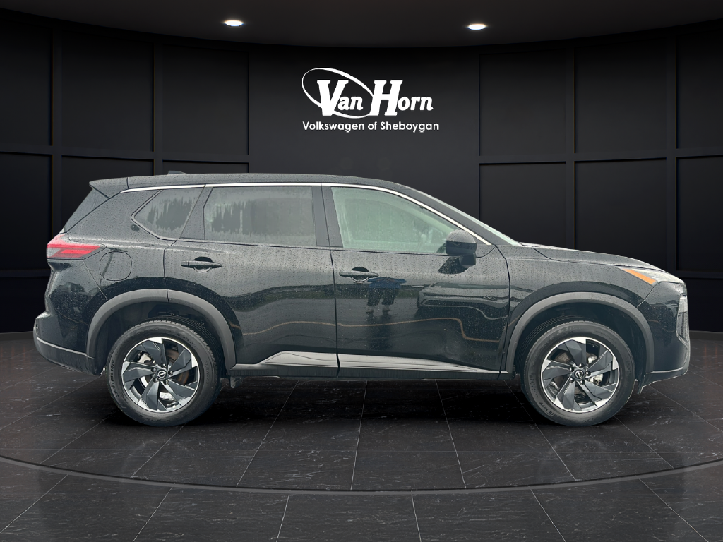 Used 2025 Super Black Nissan SV image 8