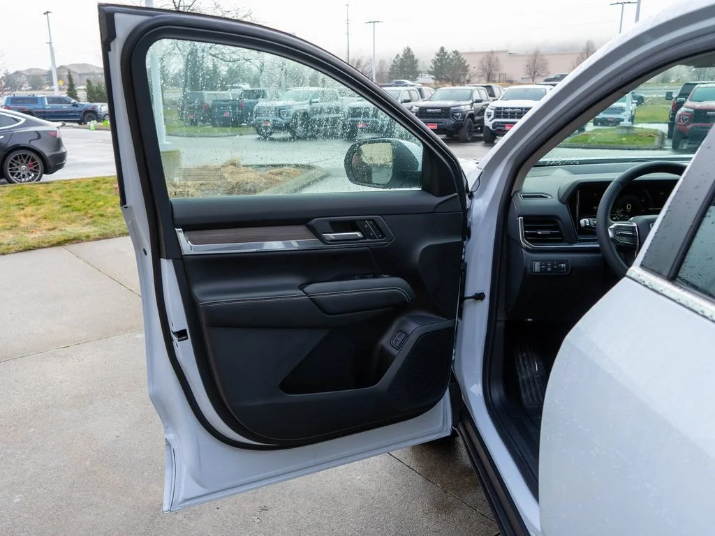 2026 GMC Terrain Denali - Photo 17