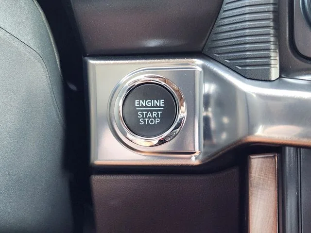 New 2026 Star White Metallic Tri-Coat Ford King Ranch® image 21