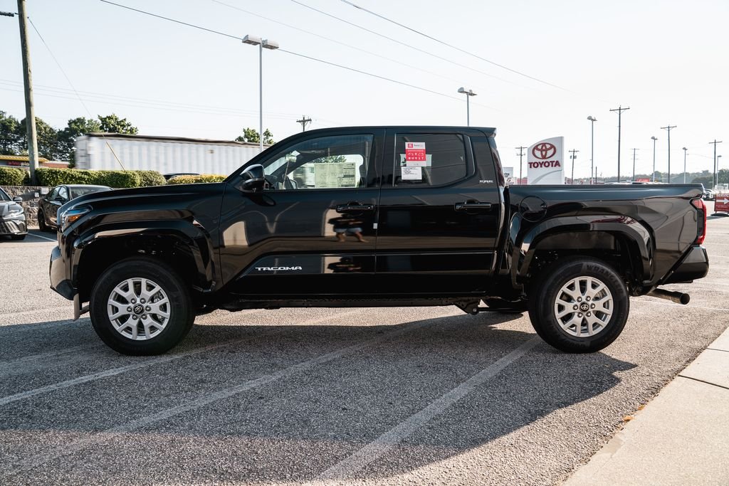 New 2026 Black Toyota SR5 image 4