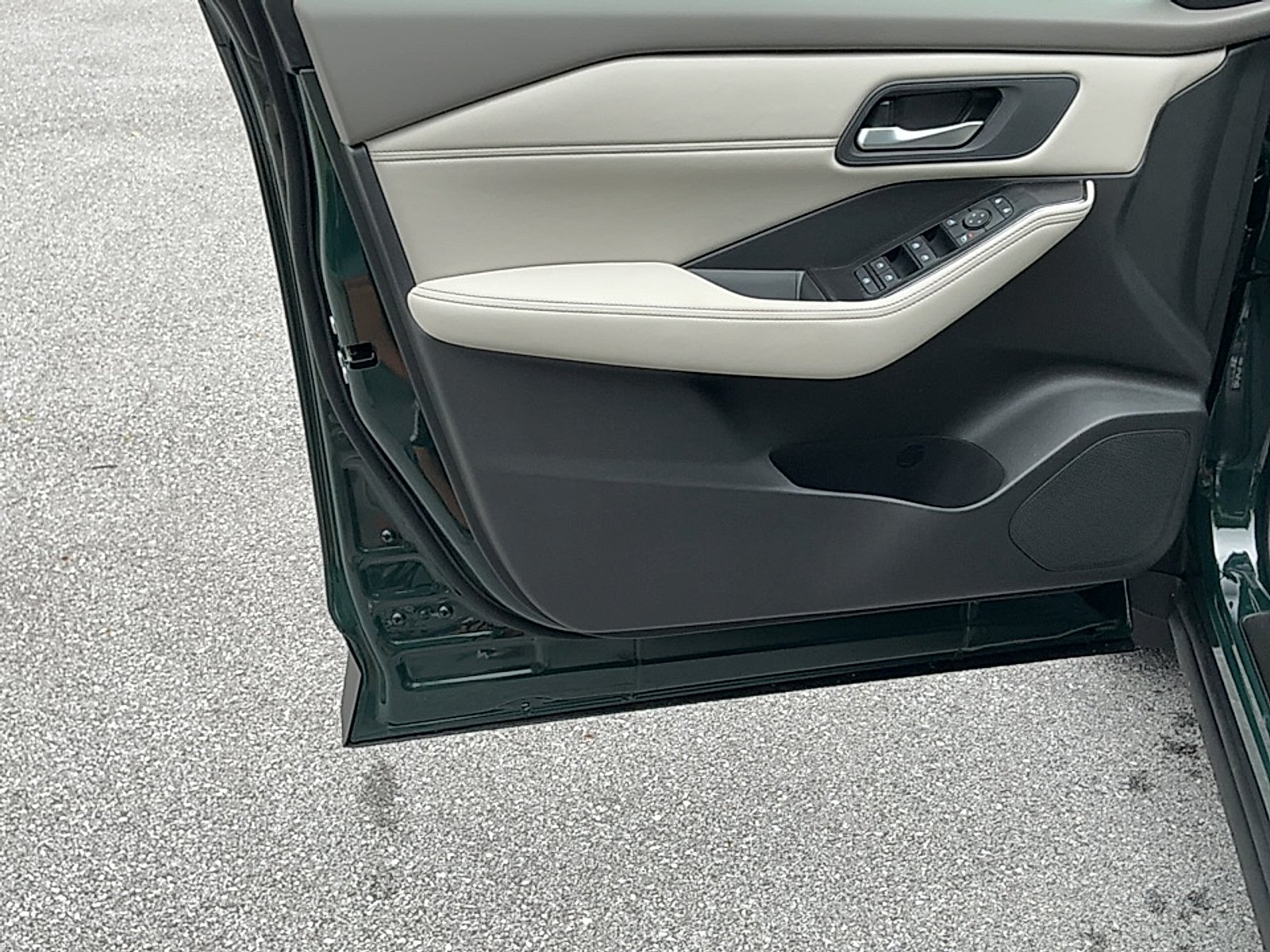 New 2026 Obsidian Green Nissan Dark Armor image 6