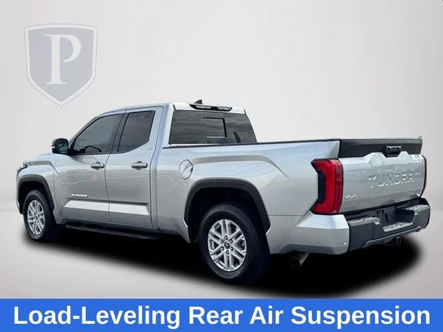 Used 2022 Silver Toyota SR5 image 12