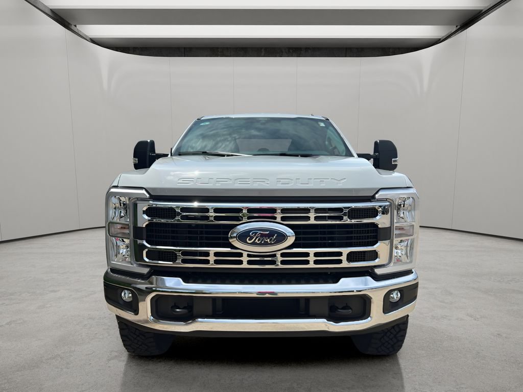 New 2026 Avalanche Ford F-250® XLT image 8