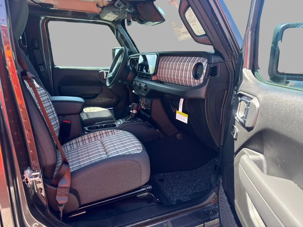 New 2026 Granite Crystal Metallic Clear-Coat Exterior Paint Jeep 85th Anniversary Edition image 13