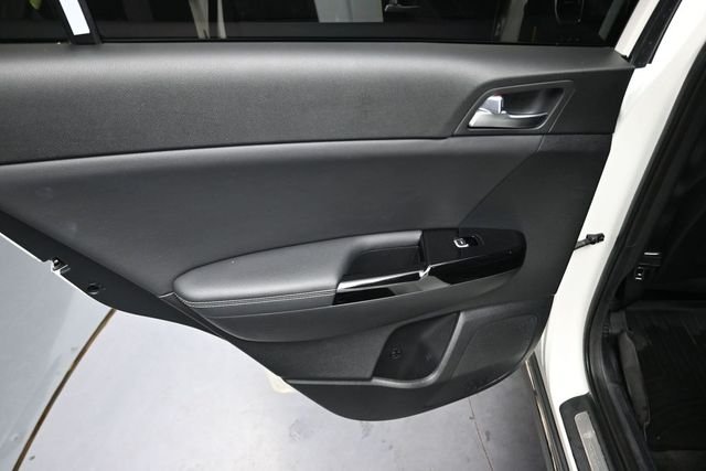 Used 2020 White Kia S image 17