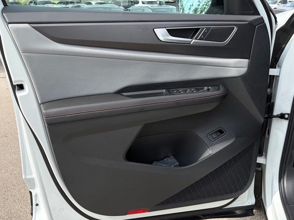 New 2026 Opal White Pearl Volkswagen 2.0T Peak Edition image 14
