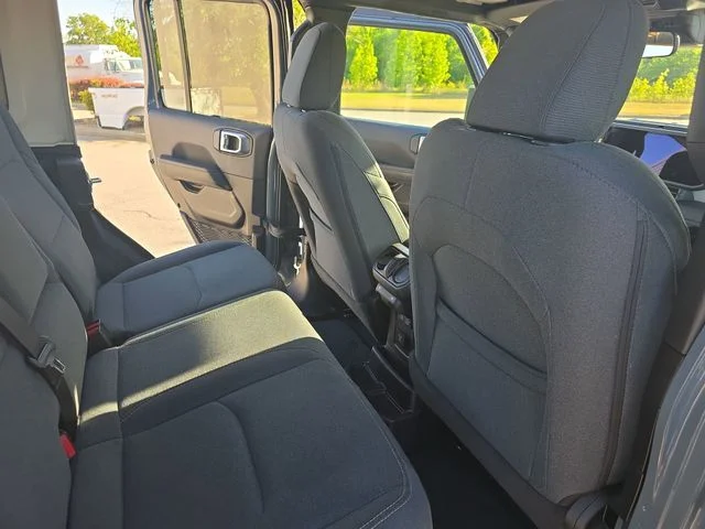 Used 2024 Gray Jeep Sahara 4xe image 12