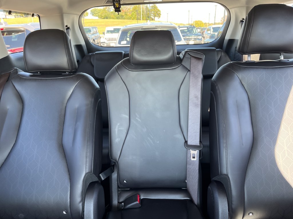 Used 2024 Blue Kia EX image 22
