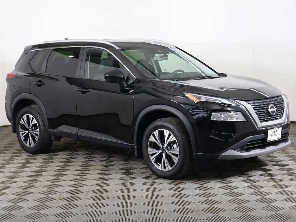Used 2023 Black Nissan SV image 2