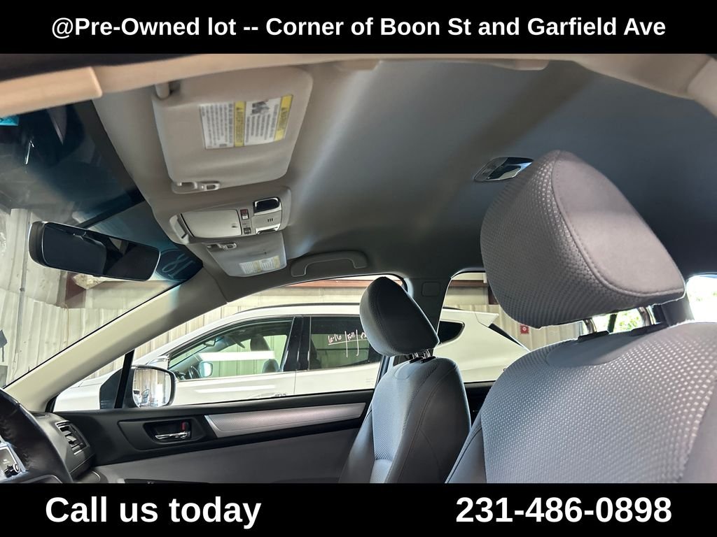 Used 2018 Gray Subaru 2.5i Premium image 13