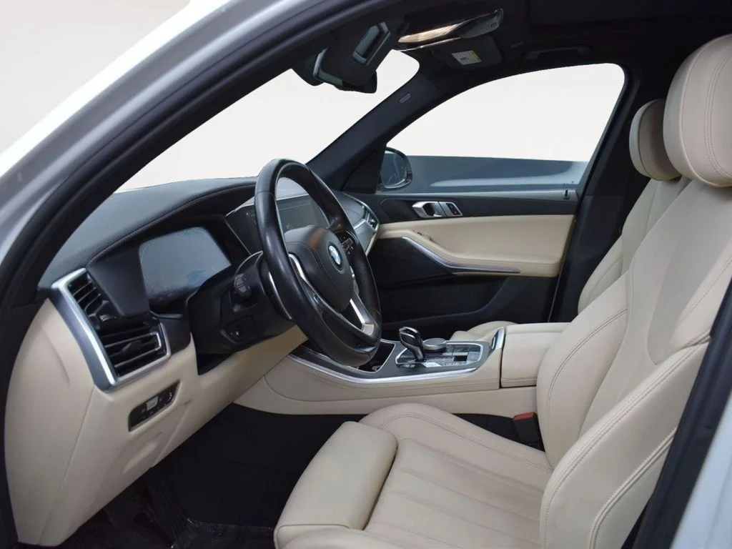 Used 2022 White BMW sDrive40i image 14