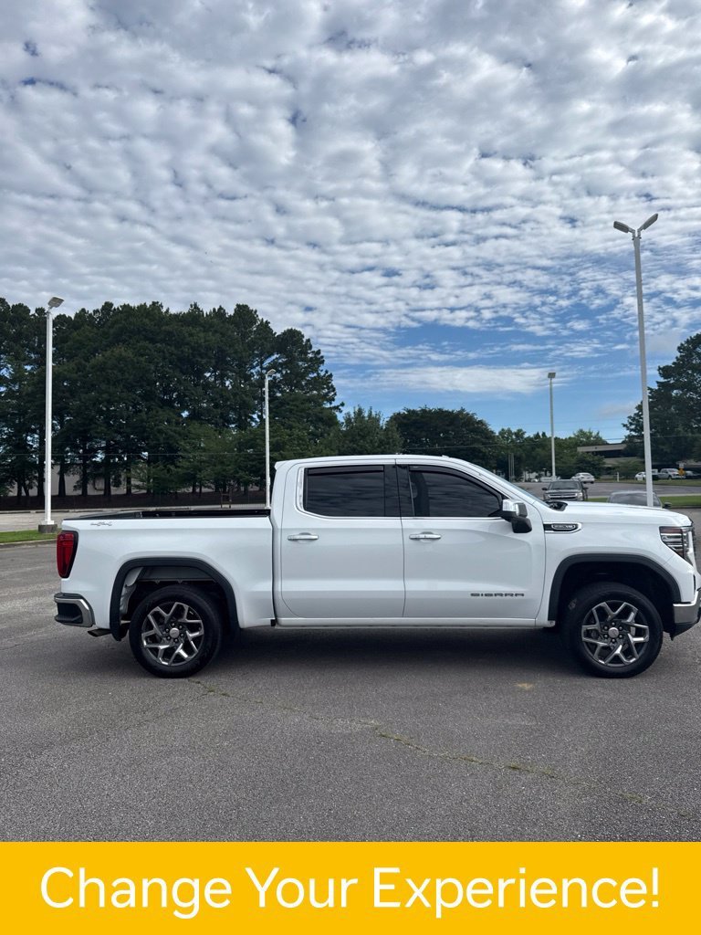 Used 2022 Summit White GMC SLT image 4