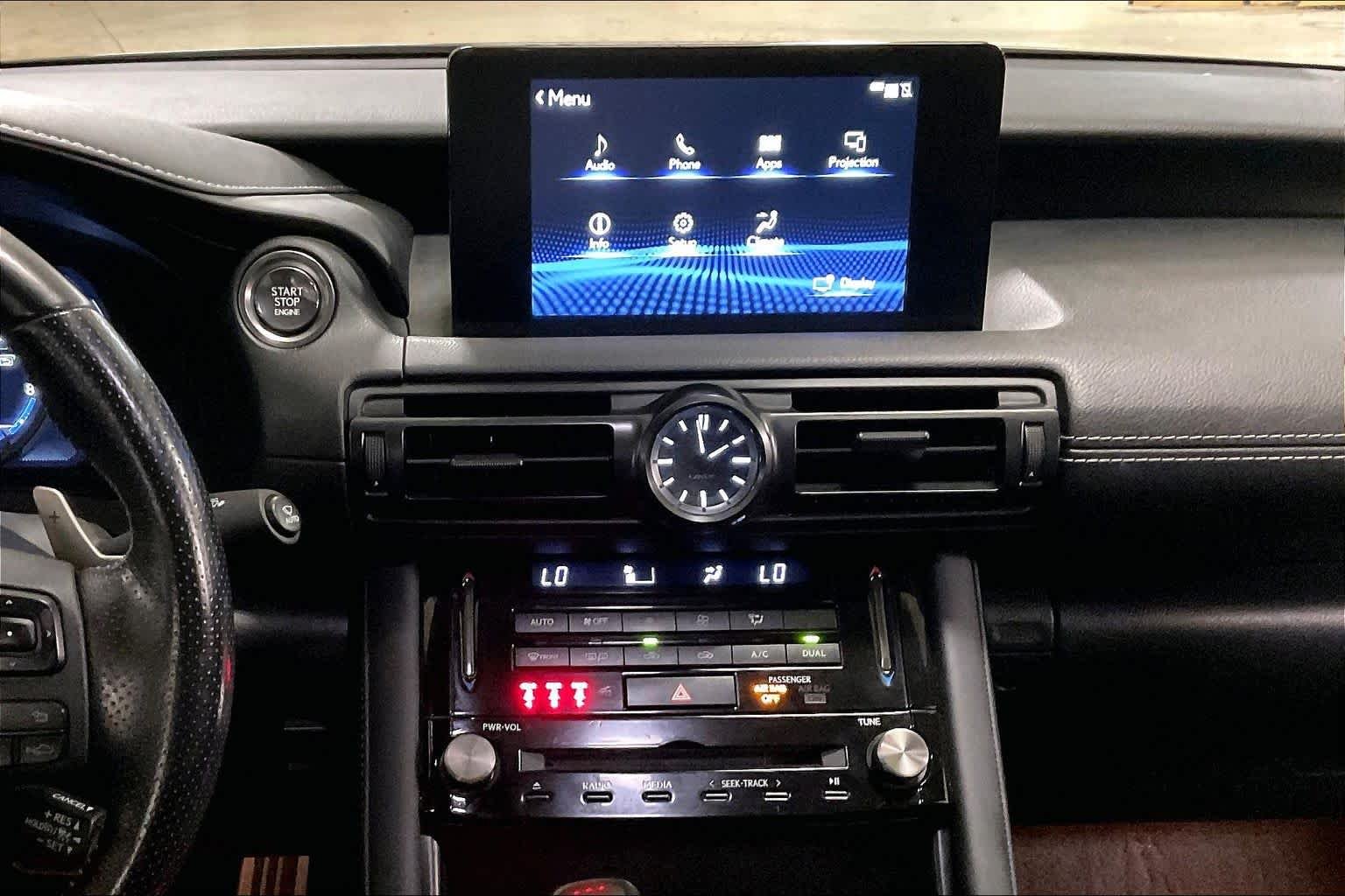 2023 Lexus IS 350 F SPORT - Photo 10