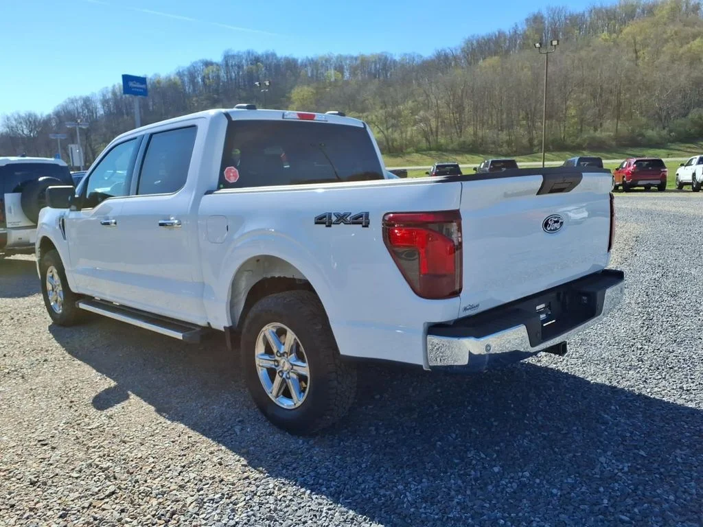 Used 2025 White Ford XLT image 5