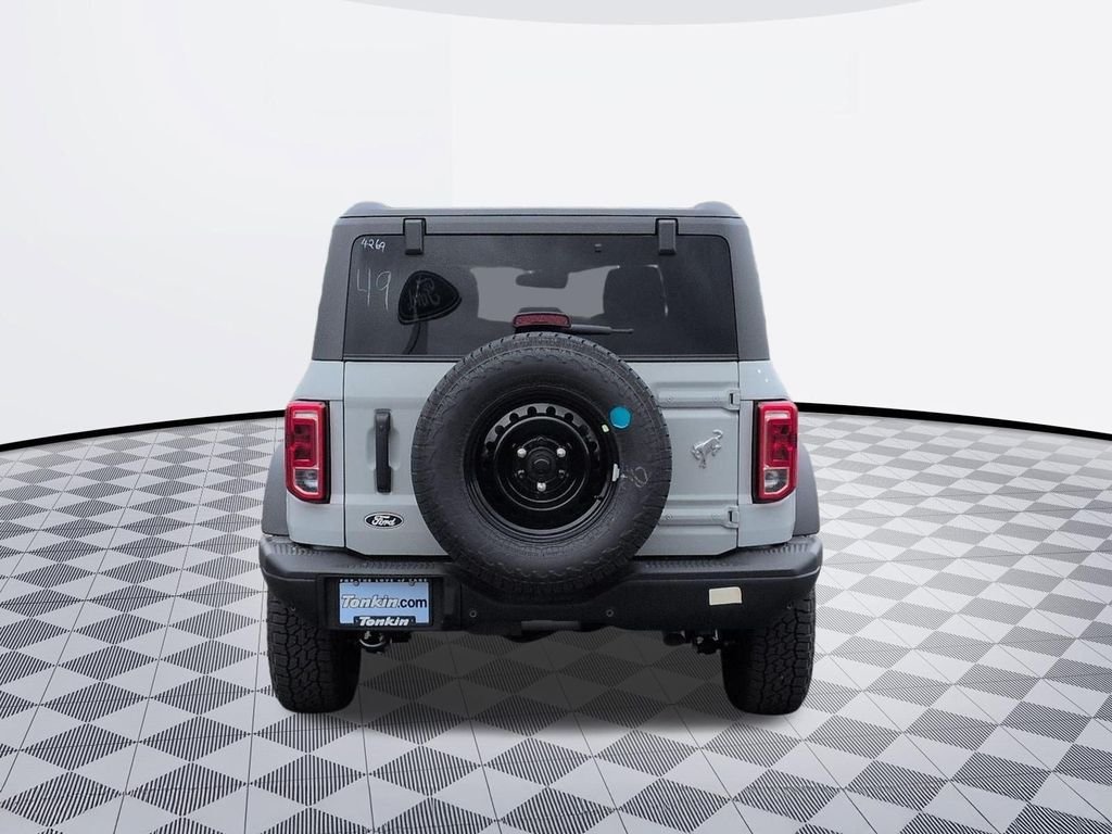 New 2026 Avalanche Gray Ford Big Bend® image 38