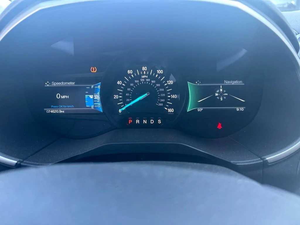 Used 2018 White Ford SEL image 12