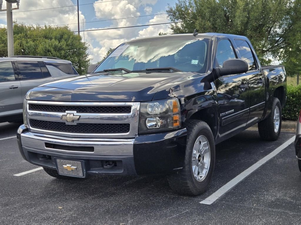 Used 2009 Black Chevrolet LT image 3