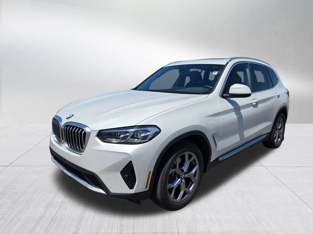 2022 BMW X3 xDrive30i's photo