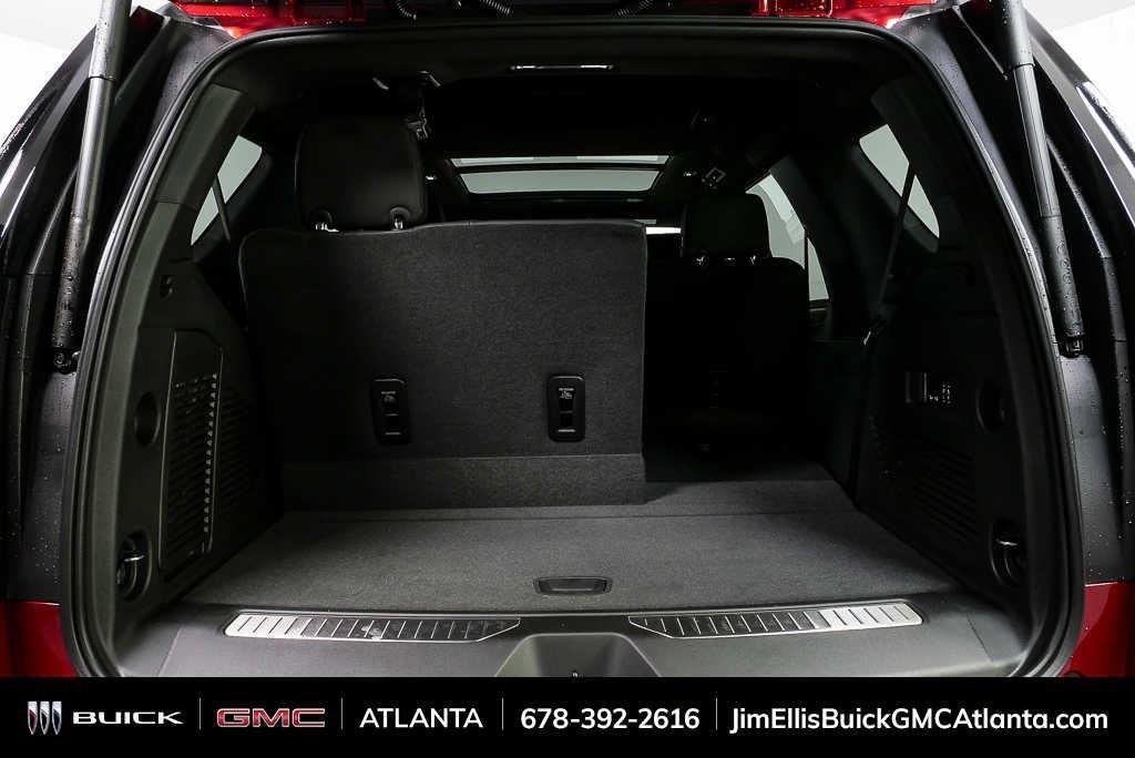 2026 GMC Yukon Denali - Photo 31