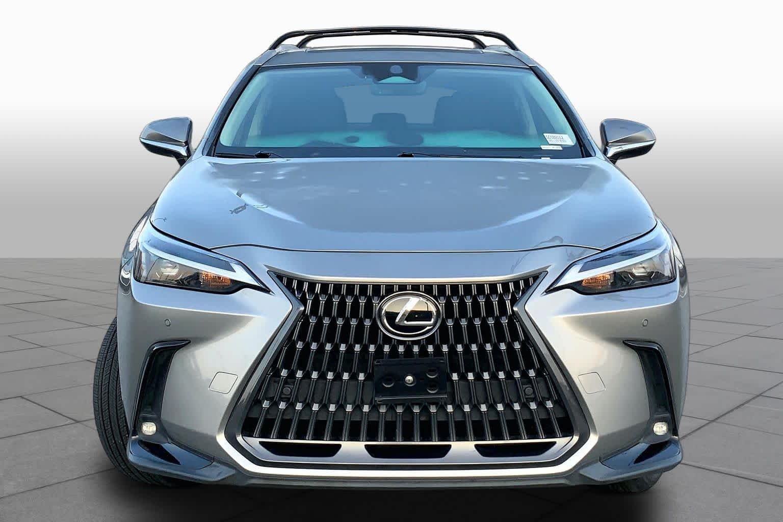 Used 2025 Atomic Silver Lexus Premium image 4